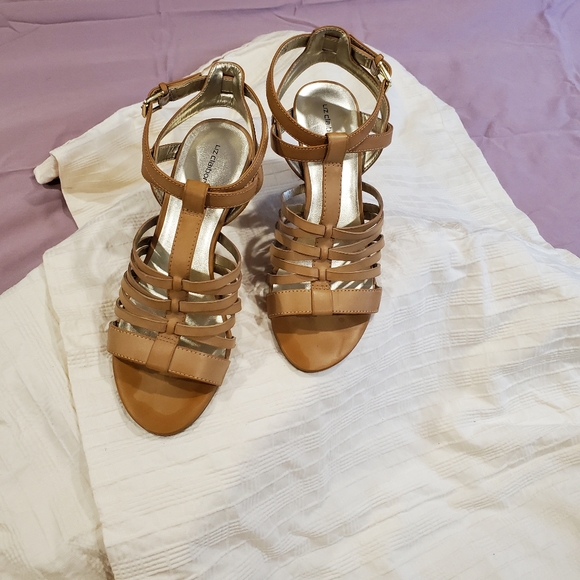 Liz Claiborne High Heels - Picture 4 of 5